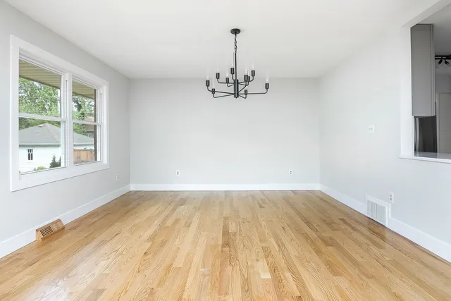 $559,900 | 4009 Forest Avenue, Brookfield, IL 60513