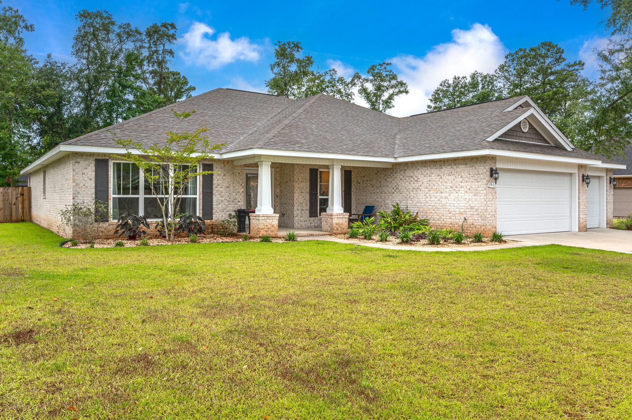 5931 Wind Trace Road Crestview, FL 32536 - Photo 2 of 45 2-web-or-mls-5931 Wind Trace Rd Exterior