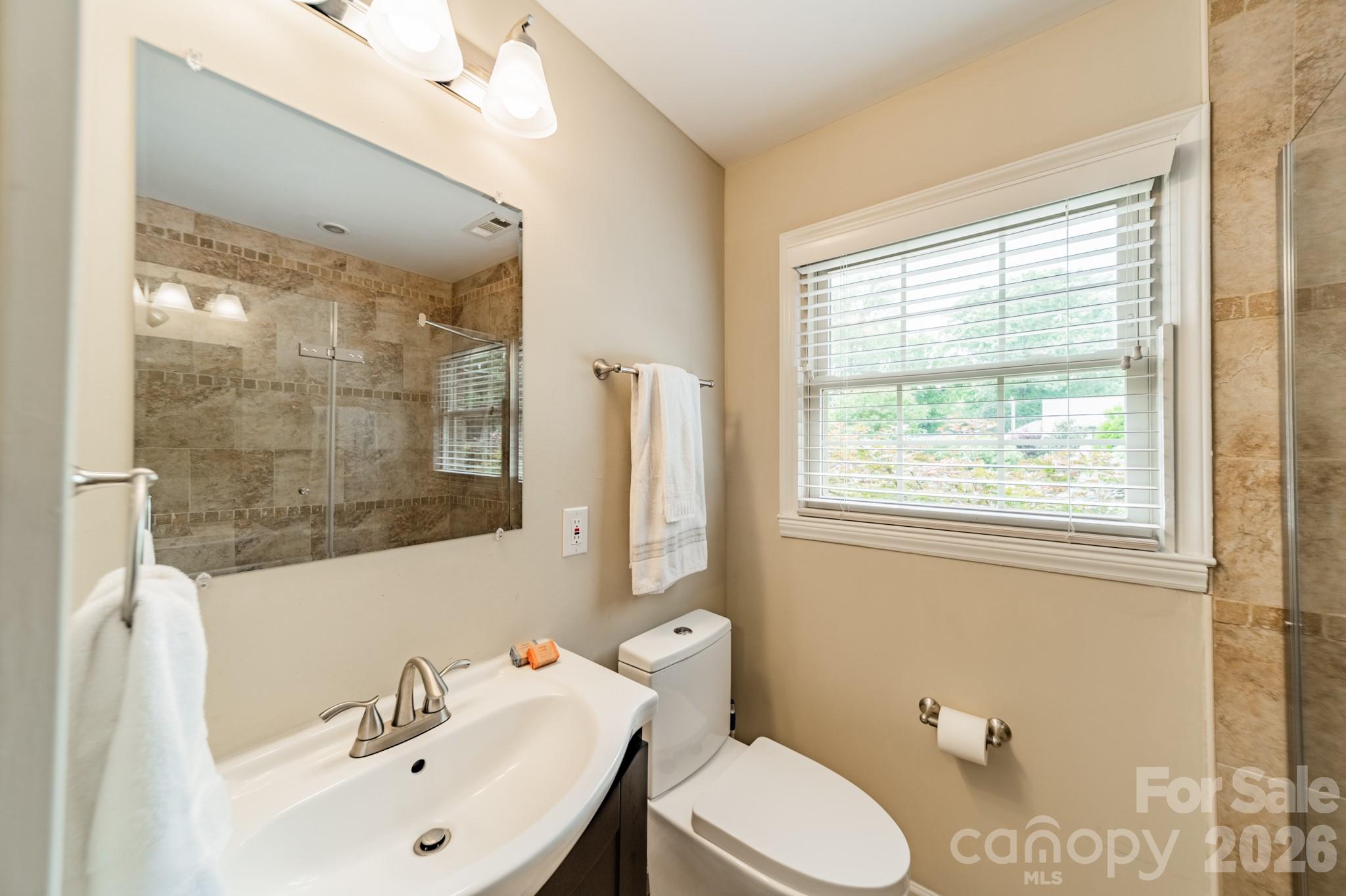 5522 Sharon Road Charlotte, NC 28210 - Photo 13 of 22 Gallery Image 13