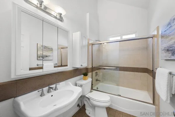 $1,052,000 | 4463 Bancroft Street, San Diego, CA 92116