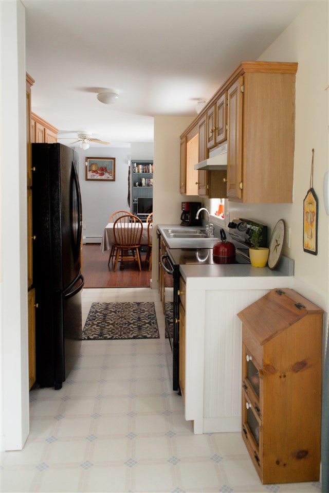 905 River Road Weare, NH 03281 - Photo 5 of 32 Gallery Image 5