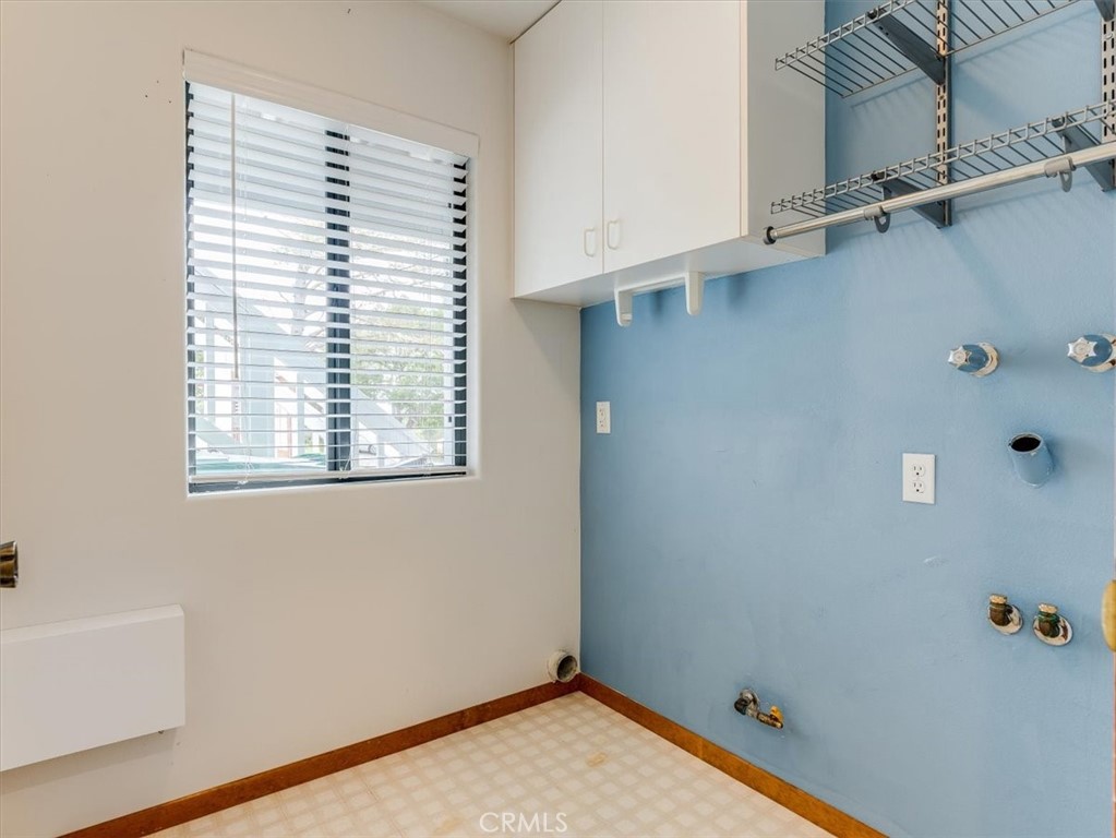 1810 Melrose Avenue Cambria, CA 93428 - Photo 45 of 74 a view of a small space with a window