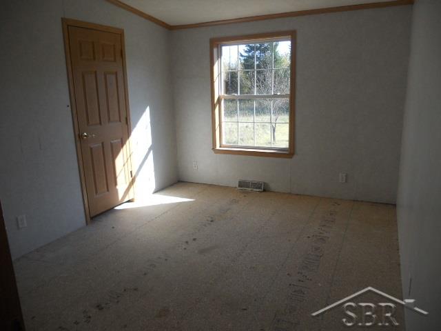 22280 Gratiot Road Merrill, MI 48637 - Photo 8 of 27 31334249-7.JPG