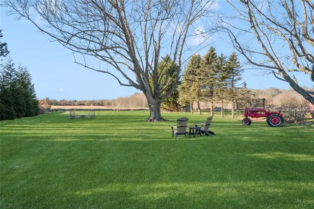 $825,000 | 415 Wapping Road, Portsmouth, RI 02871