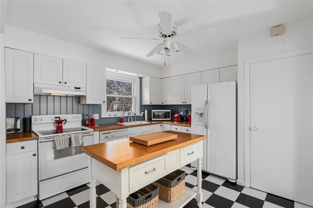 415 Wapping Road Portsmouth, RI 02871 - Photo 27 of 49