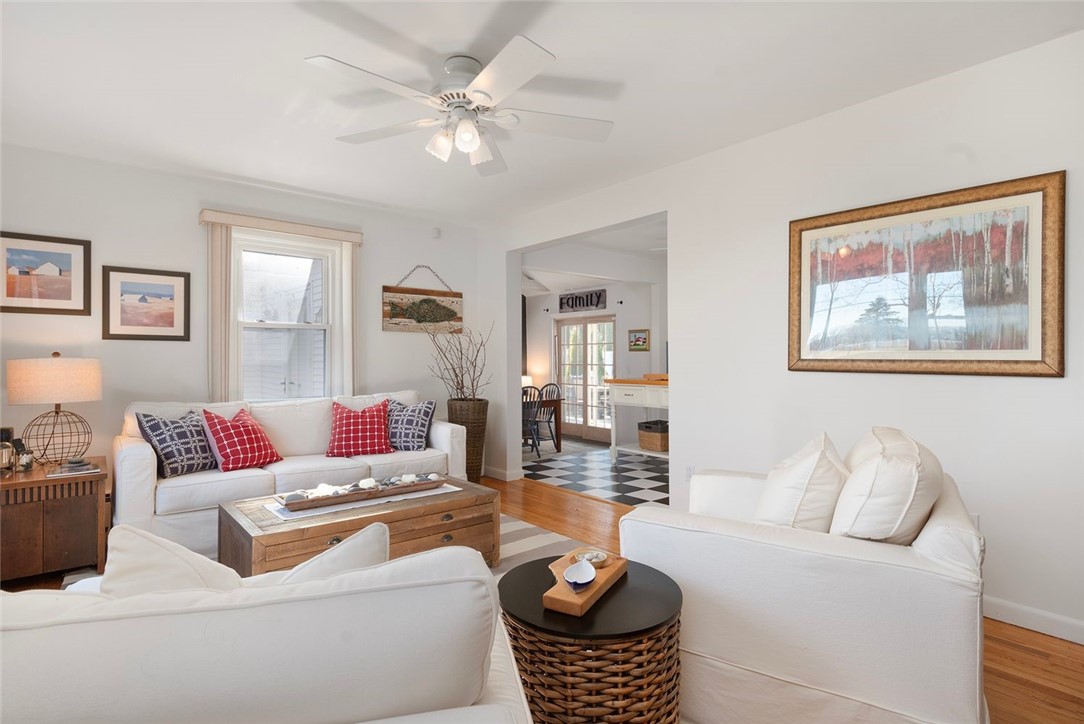 415 Wapping Road Portsmouth, RI 02871 - Photo 33 of 49