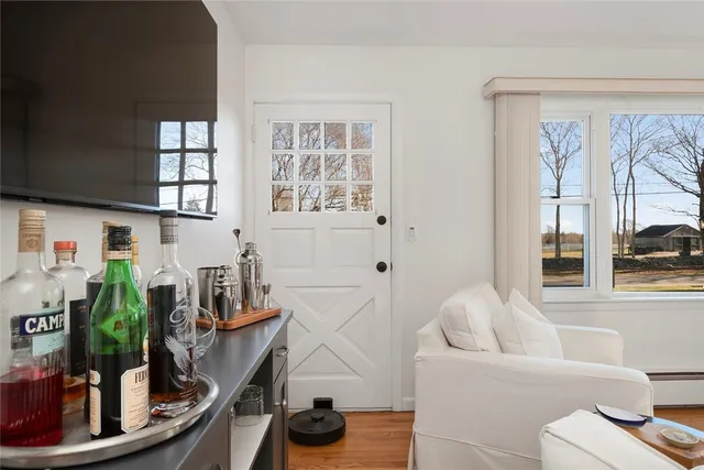 $825,000 | 415 Wapping Road, Portsmouth, RI 02871