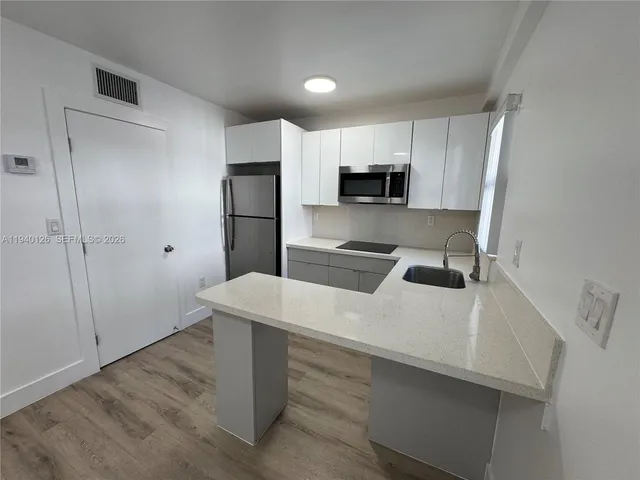 $1,600 | 1969 Northwest 2nd Court, Unit 5, Miami, FL 33136