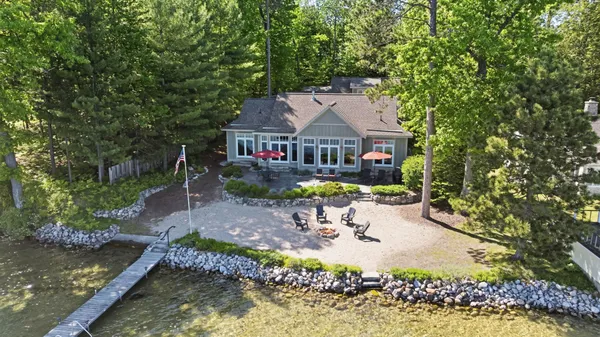 $2,400,000 | 2704 Crescent Shores Drive, Traverse City, MI 49685