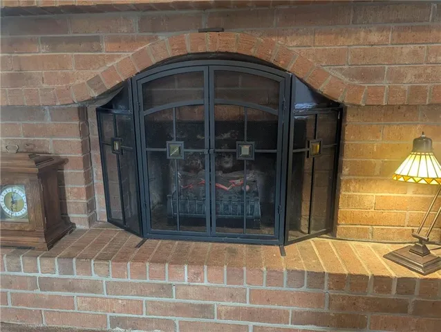 $329,900 | 308 Southwest Moore Place, Blue Springs, MO 64015