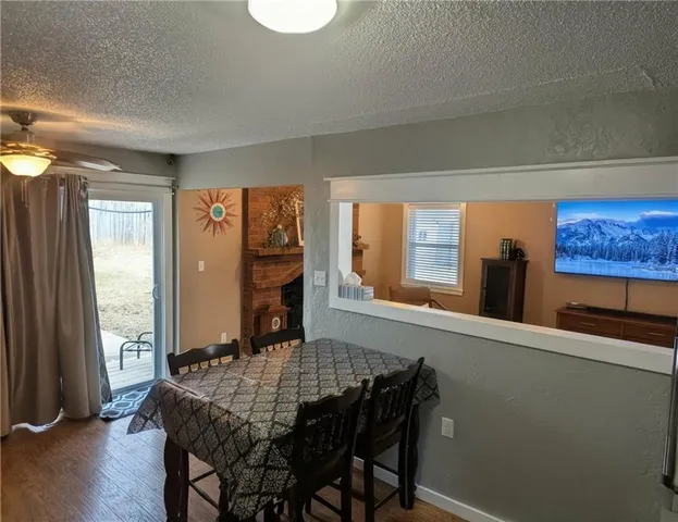 $329,900 | 308 Southwest Moore Place, Blue Springs, MO 64015