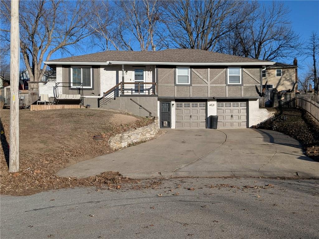 308 Southwest Moore Place Blue Springs, MO 64015 - Photo 3 of 54