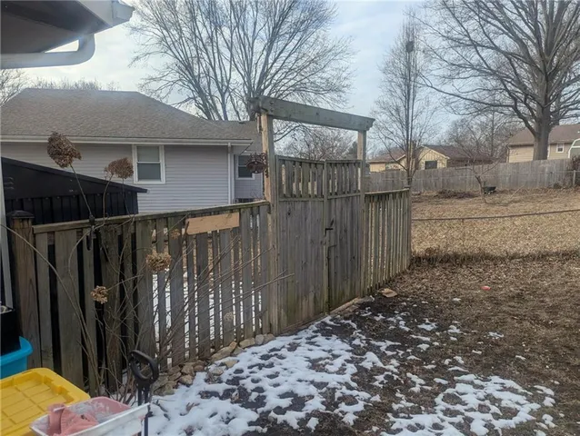 $329,900 | 308 Southwest Moore Place, Blue Springs, MO 64015