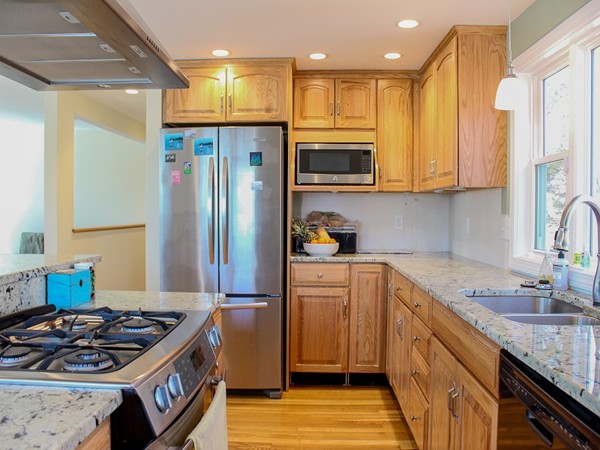 5 Anita Road Johnston, RI 02919 - Photo 2 of 14 Gallery Image 2