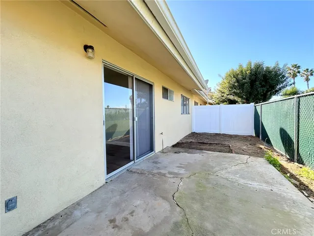 $1,995 | 534 Roosevelt Road, Redlands, CA 92374