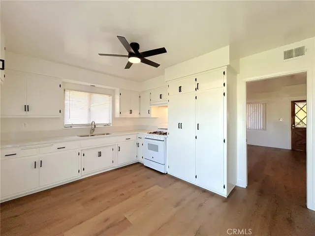 $1,995 | 534 Roosevelt Road, Redlands, CA 92374