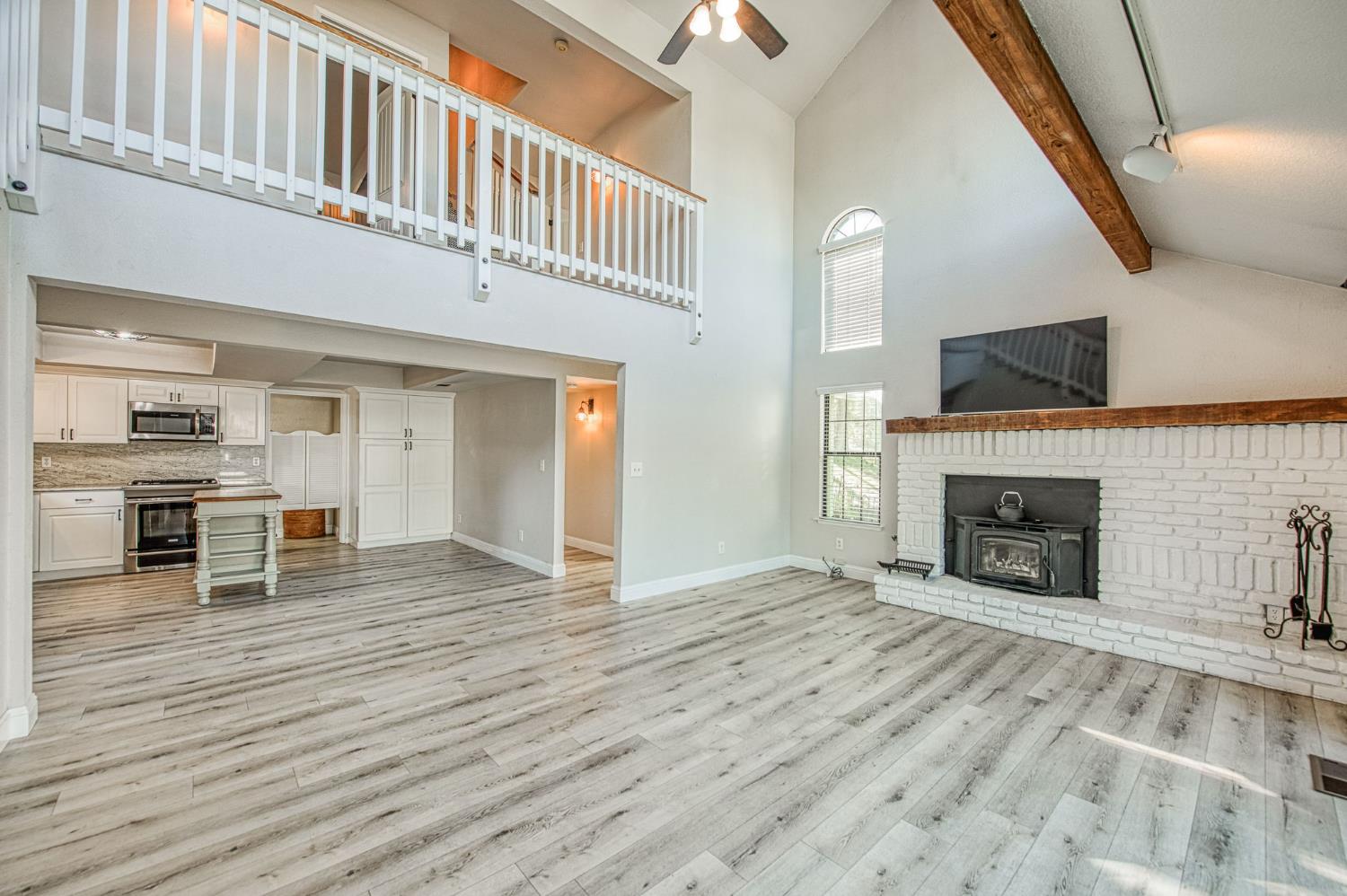 40624 Saddleback Road Bass Lake, CA 93604 - Photo 13 of 53