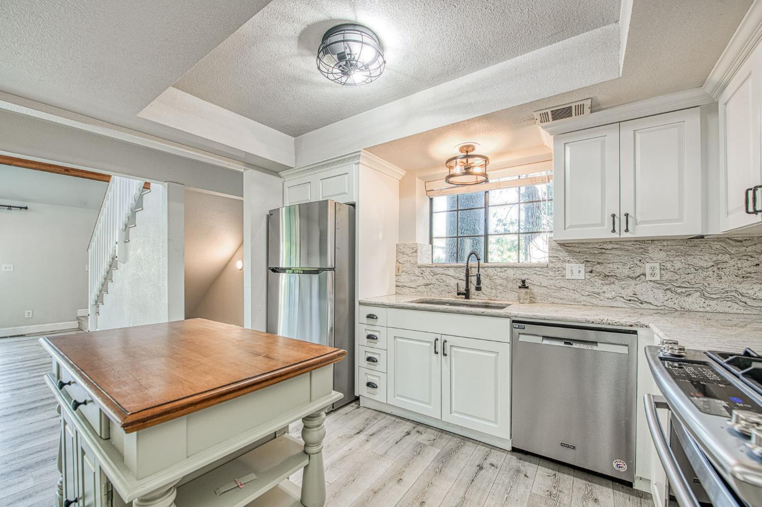 40624 Saddleback Road Bass Lake, CA 93604 - Photo 18 of 53