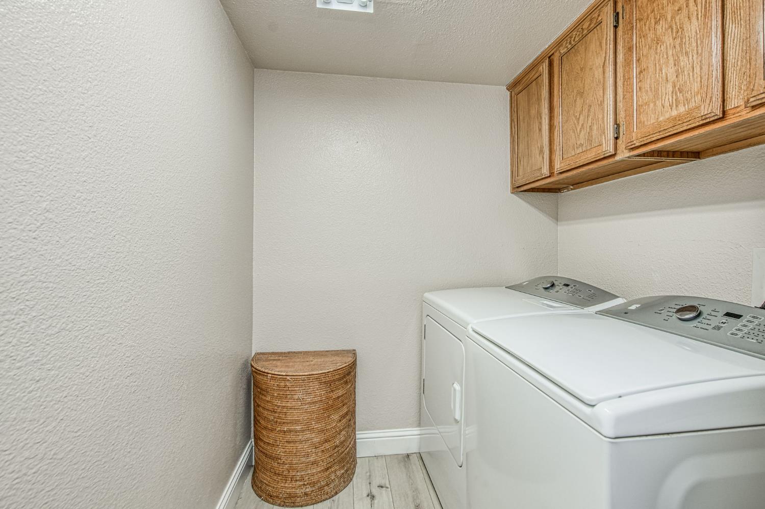 40624 Saddleback Road Bass Lake, CA 93604 - Photo 20 of 53