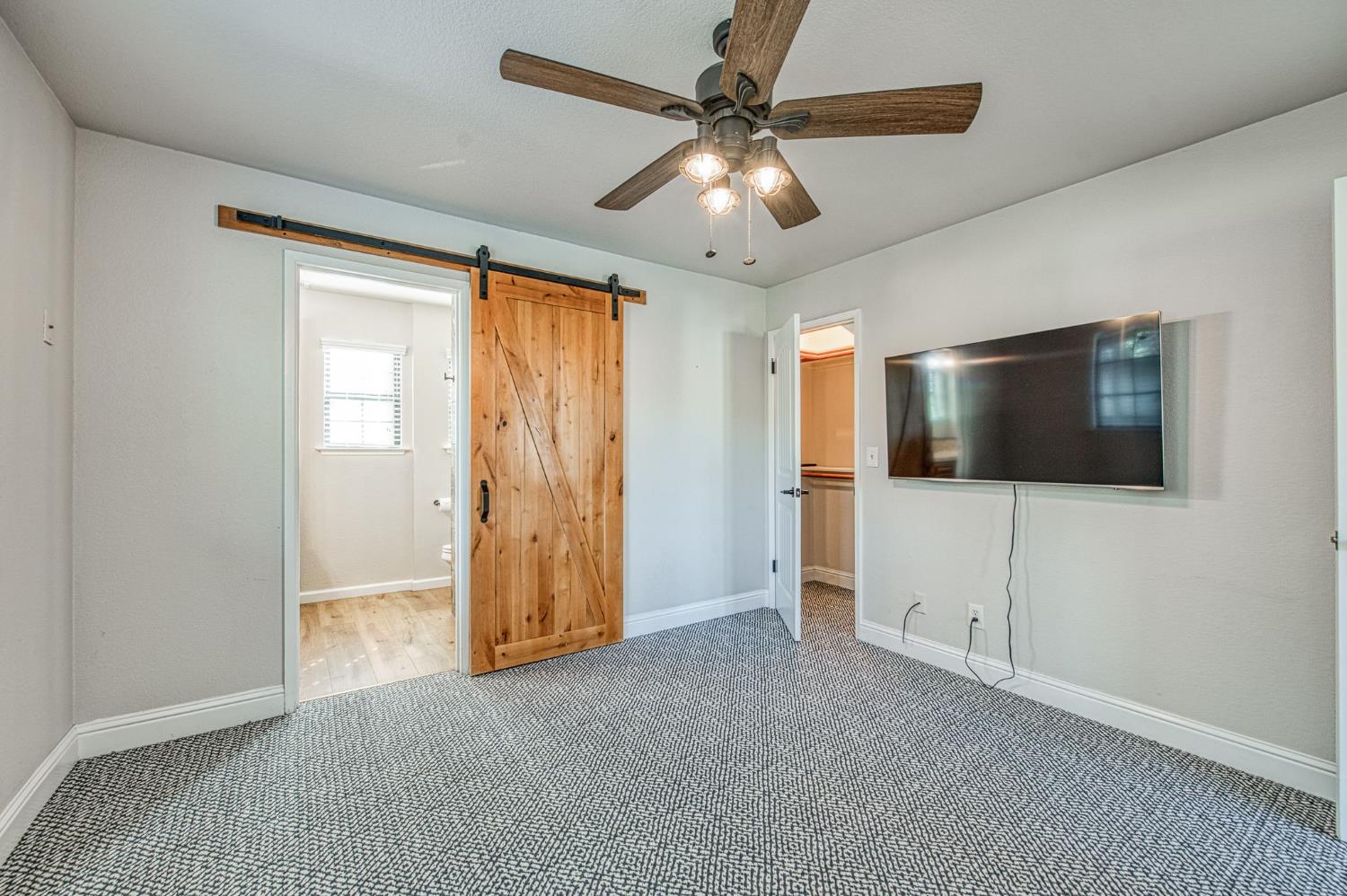 40624 Saddleback Road Bass Lake, CA 93604 - Photo 30 of 53