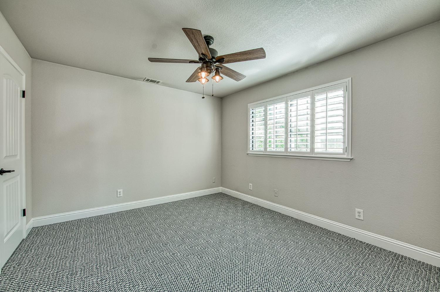 40624 Saddleback Road Bass Lake, CA 93604 - Photo 34 of 53