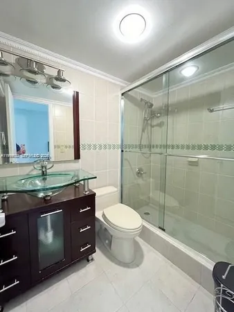 $250,000 | 2540 West 67th Place, Unit 20428, Hialeah, FL 33016