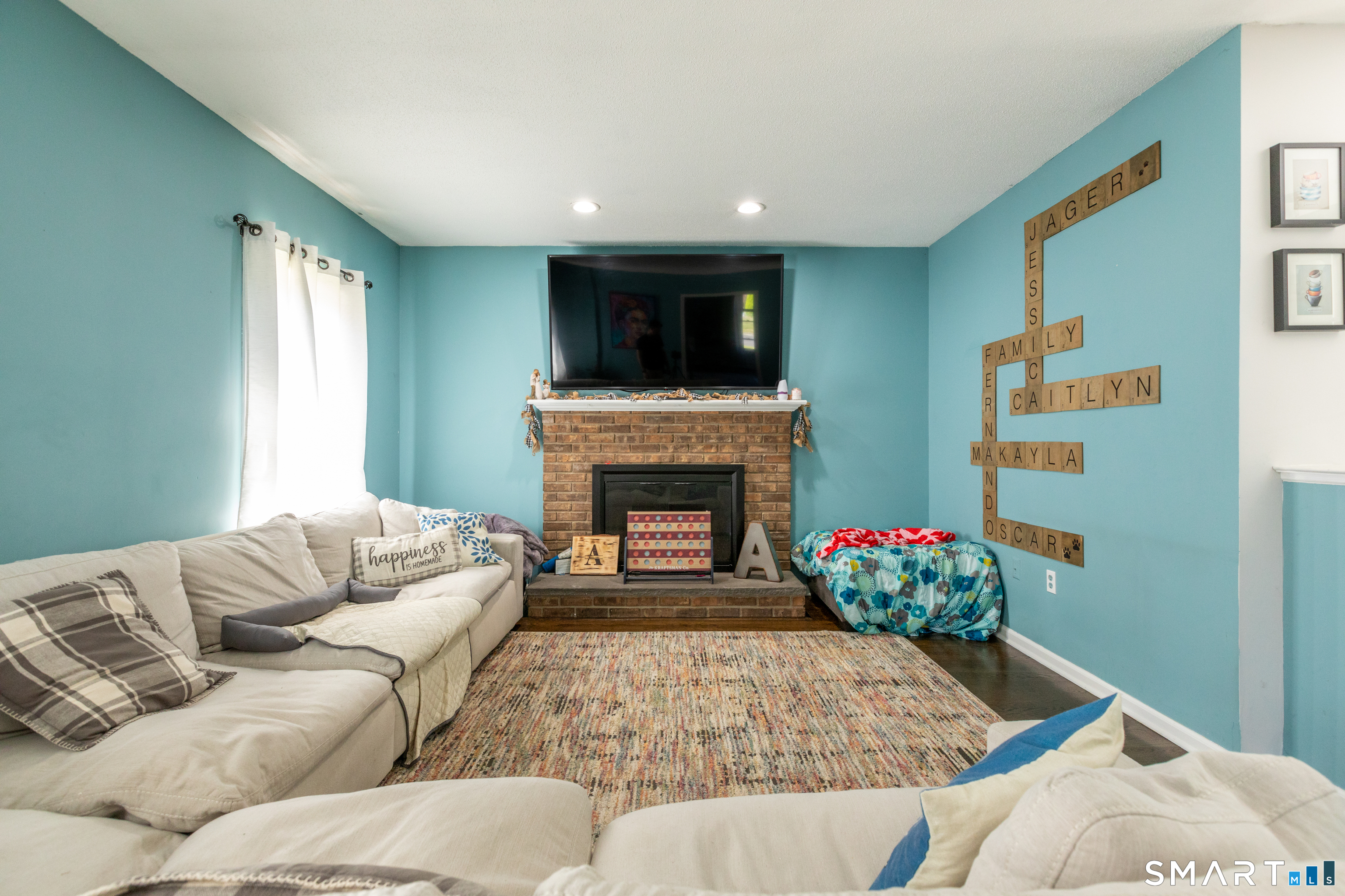 131 Ashley Road Bristol, CT 06010 - Photo 12 of 36