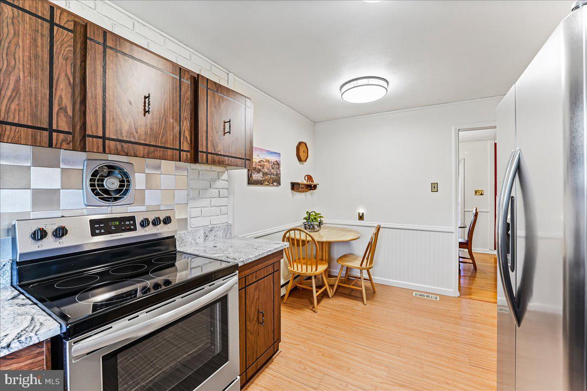 261 Oakfield Drive Newark, DE 19713 - Photo 11 of 28