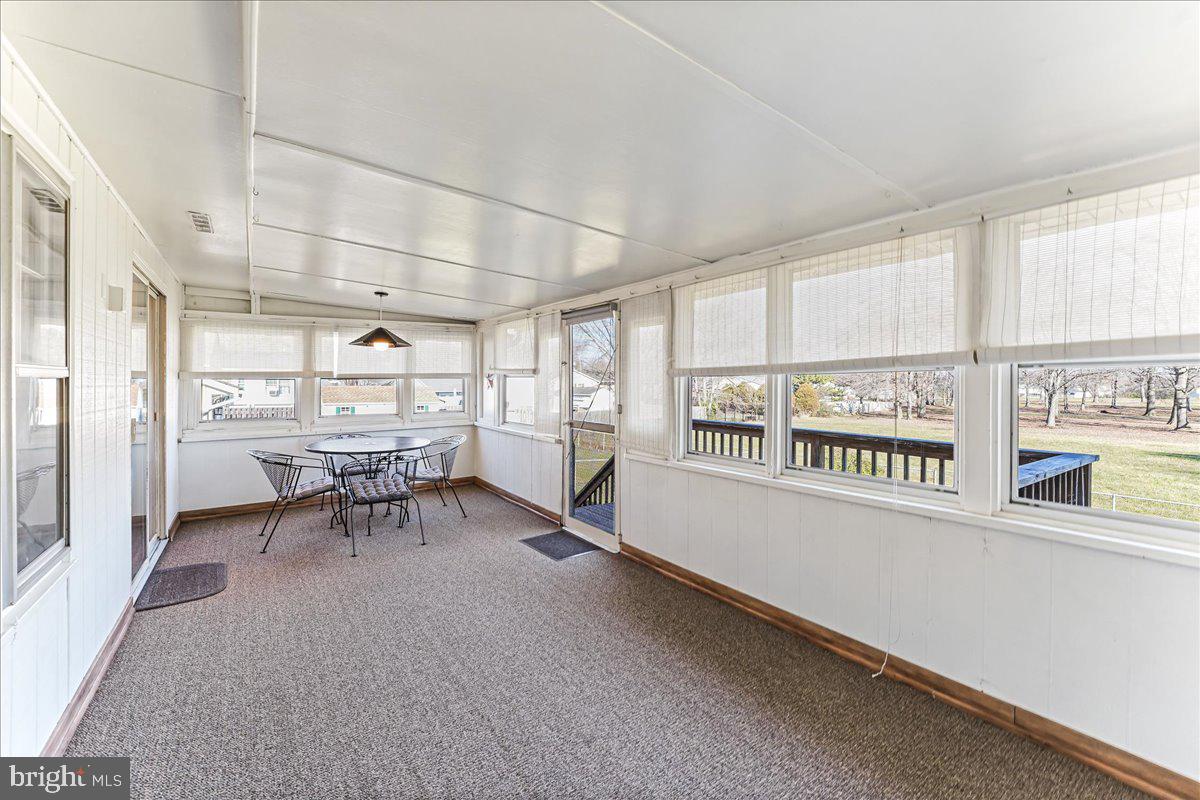 261 Oakfield Drive Newark, DE 19713 - Photo 12 of 28