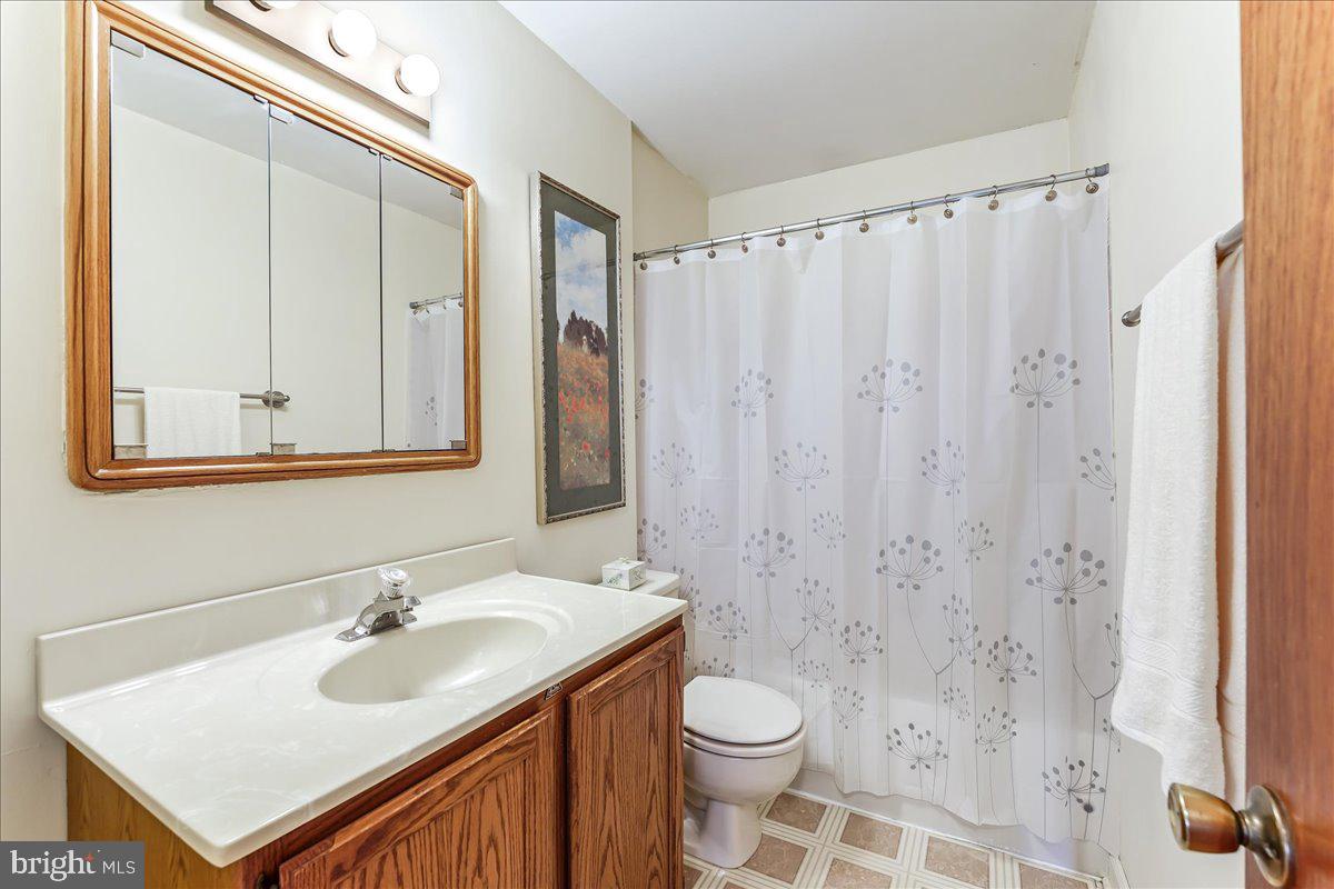 261 Oakfield Drive Newark, DE 19713 - Photo 25 of 28