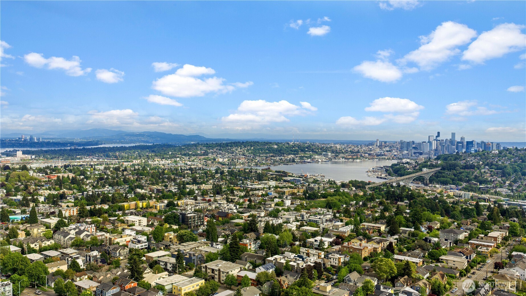 4420 Dayton Avenue North, Unit 2 Seattle, WA 98103 - Photo 16 of 16