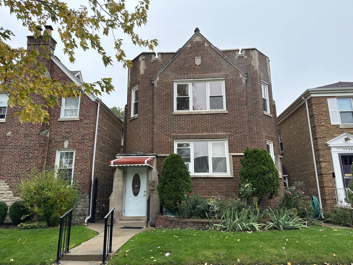 1736 North Rutherford Avenue Chicago, IL 60707 - Photo 1 of 33 Gallery Image 1