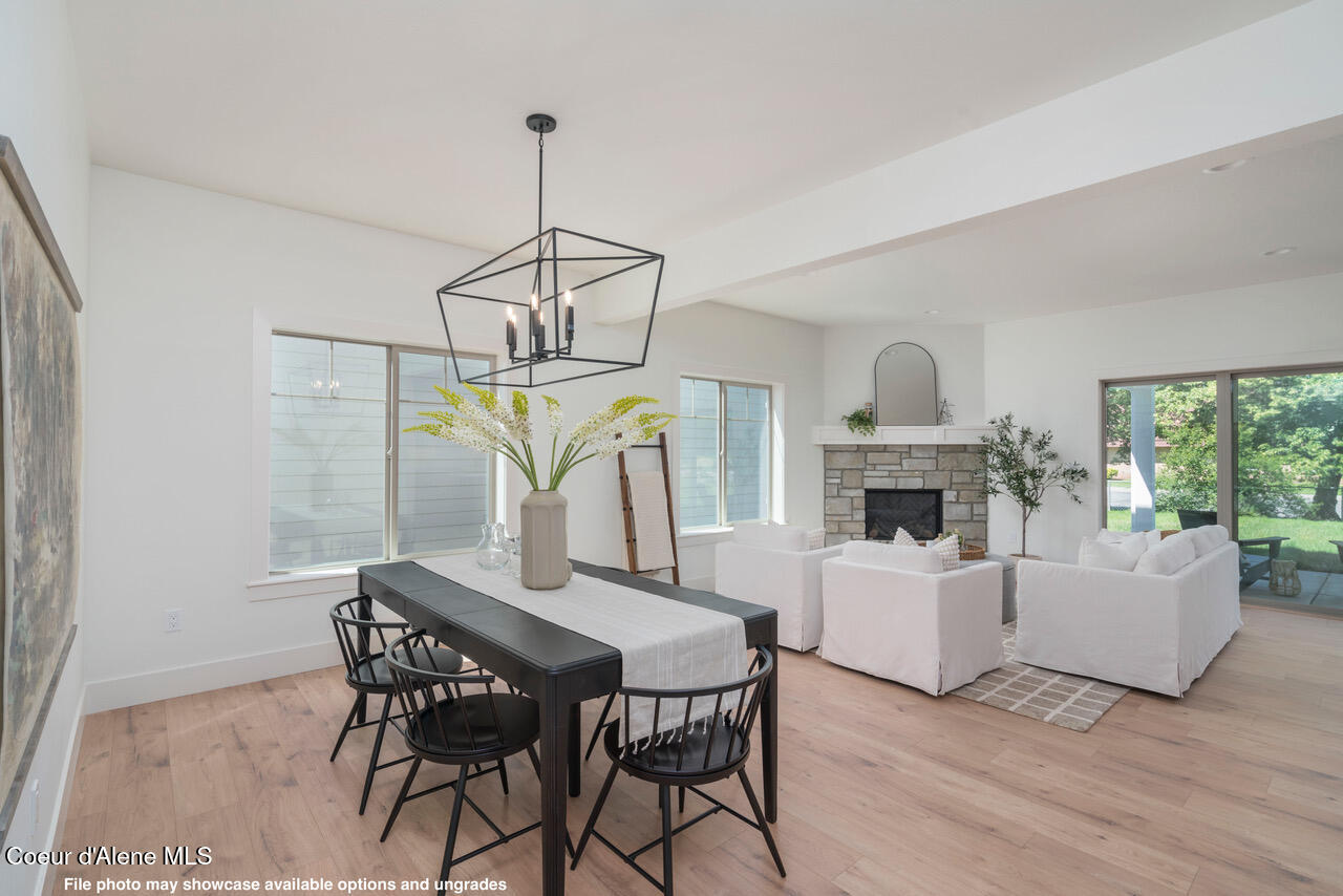 957 East Steeple Chase Road Hayden, ID 83835 - Photo 7 of 13 1537NLukeLnInterior-3