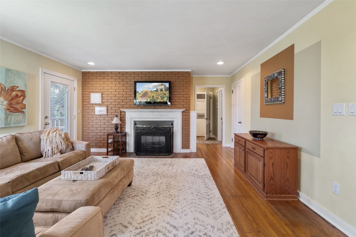 7 Edgewood Road Binghamton, NY 13903 - Photo 4 of 26 Gallery Image 4