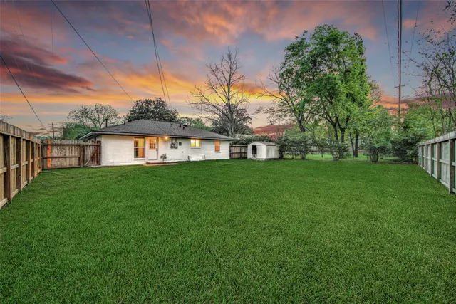 $2,200 | 4421 Lido Lane, Houston, TX 77092