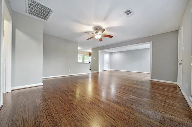 $2,200 | 4421 Lido Lane, Houston, TX 77092