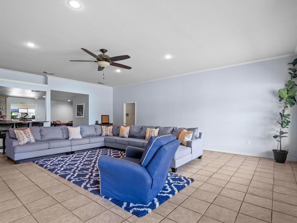 205 Private Road, Unit 2194 Decatur, TX 76234 - Photo 6 of 39