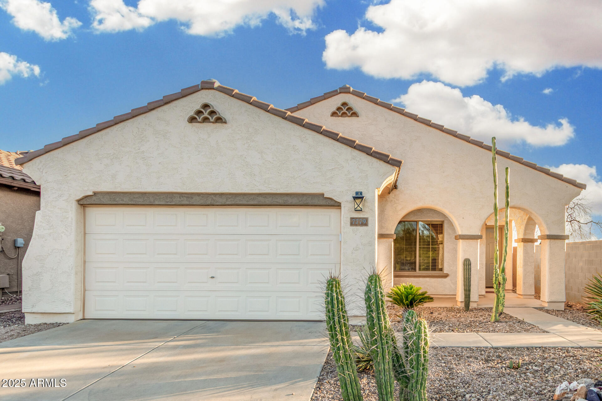 7779 West Springfield Court Florence, AZ 85132 - Photo 10 of 46 02 - Springfield
