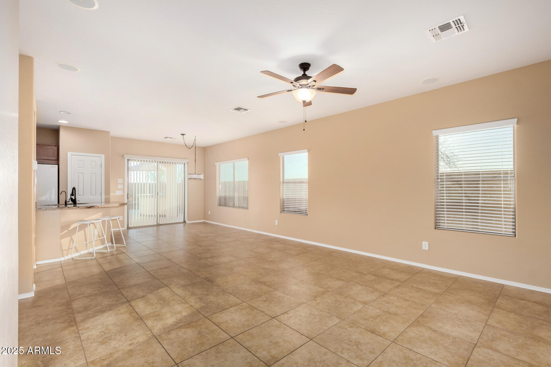 7779 West Springfield Court Florence, AZ 85132 - Photo 19 of 46 11 - Springfield