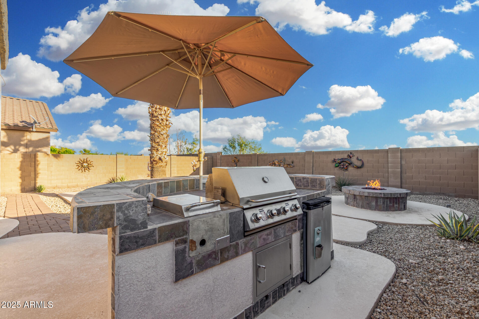 7779 West Springfield Court Florence, AZ 85132 - Photo 5 of 46 29 - Springfield