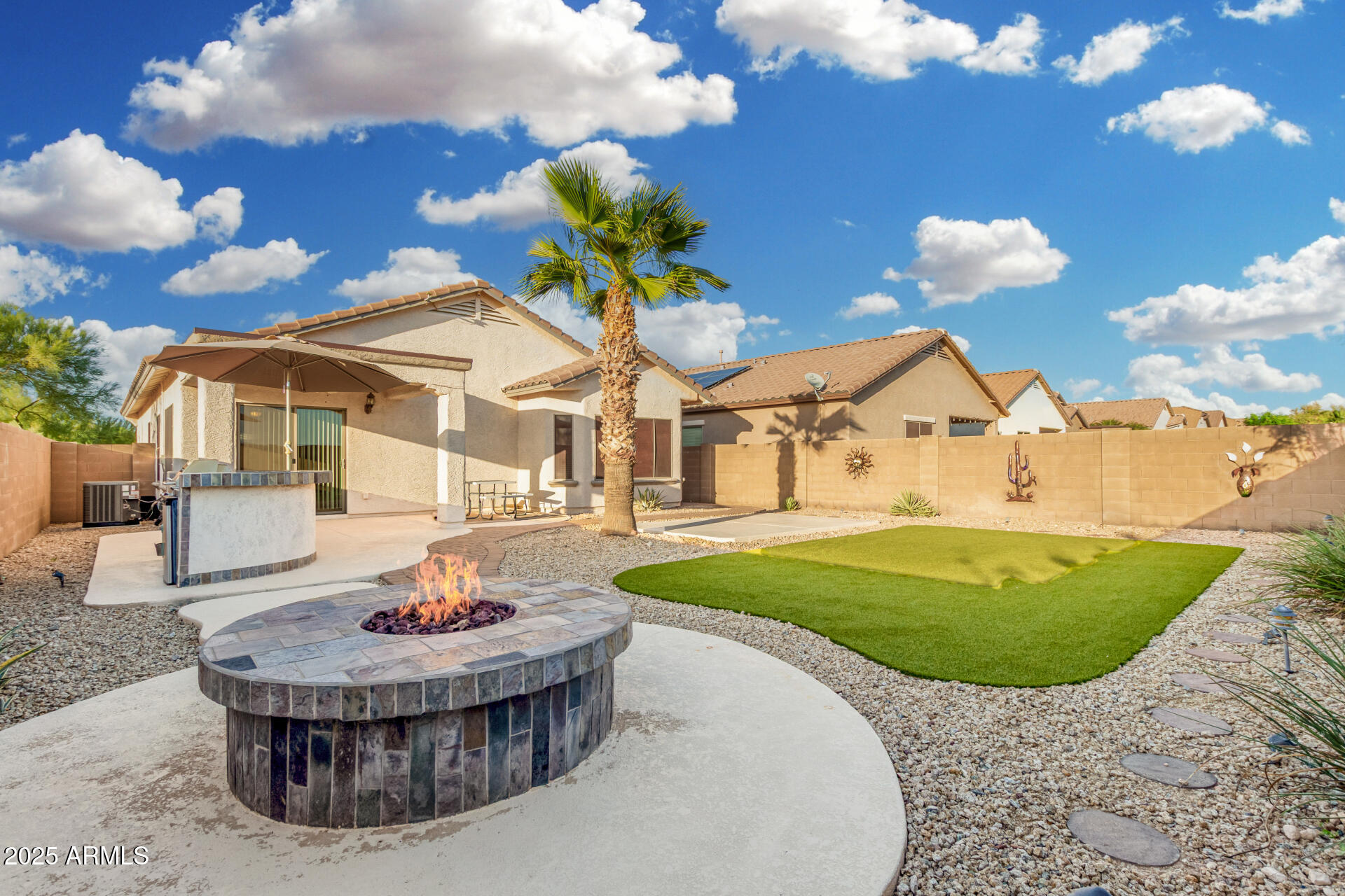 7779 West Springfield Court Florence, AZ 85132 - Photo 6 of 46 28 - Springfield