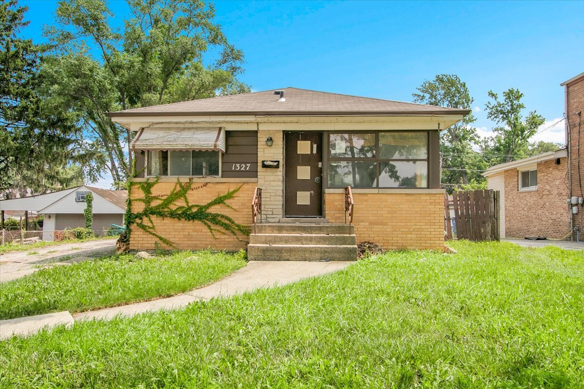 1327 South Wolf Road Hillside, IL 60162 - Photo 1 of 19 Gallery Image 1