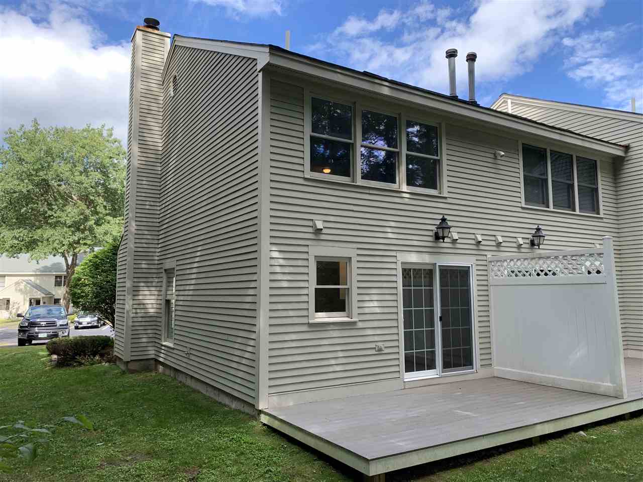 32 Woodland Green Rochester, NH 03868 - Photo 4 of 20 Gallery Image 4