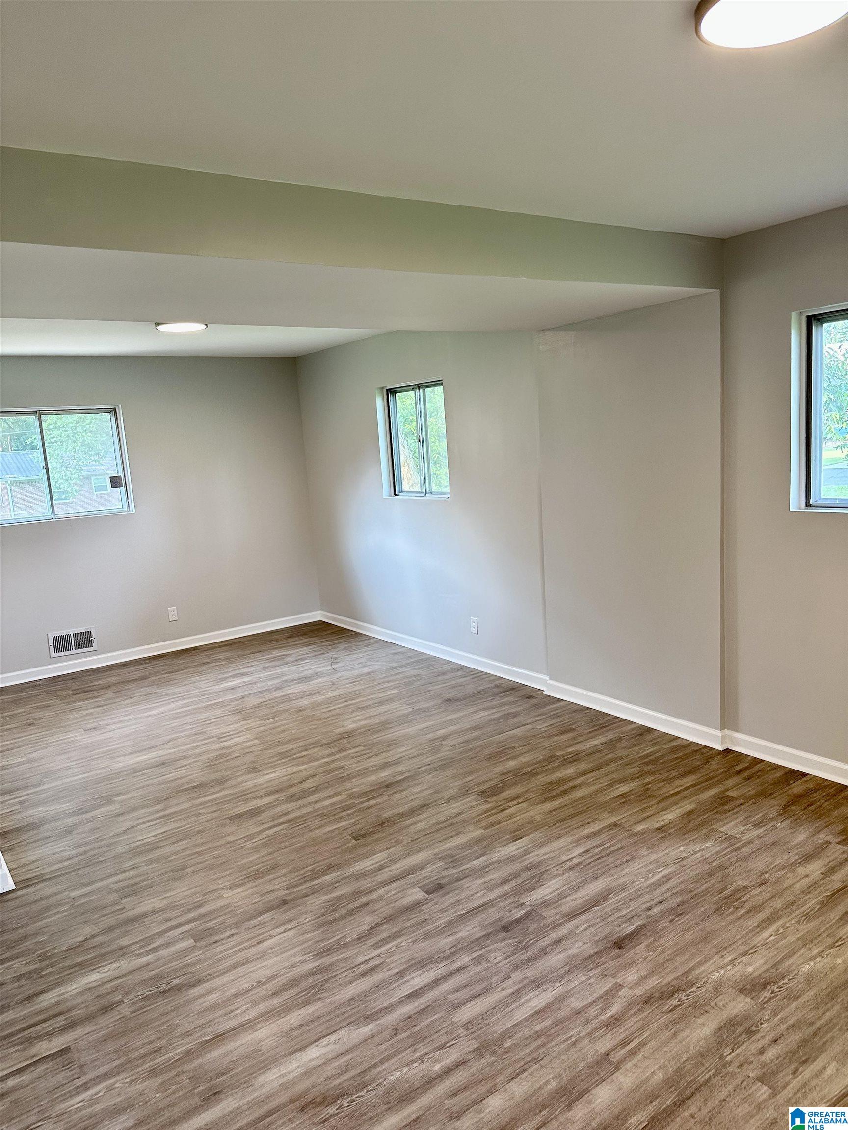 319 Hunter Road Gardendale, AL 35071 - Photo 15 of 31