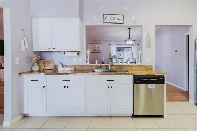 $310,000 | 2427 Comerwood Drive, Spring Hill, FL 34609