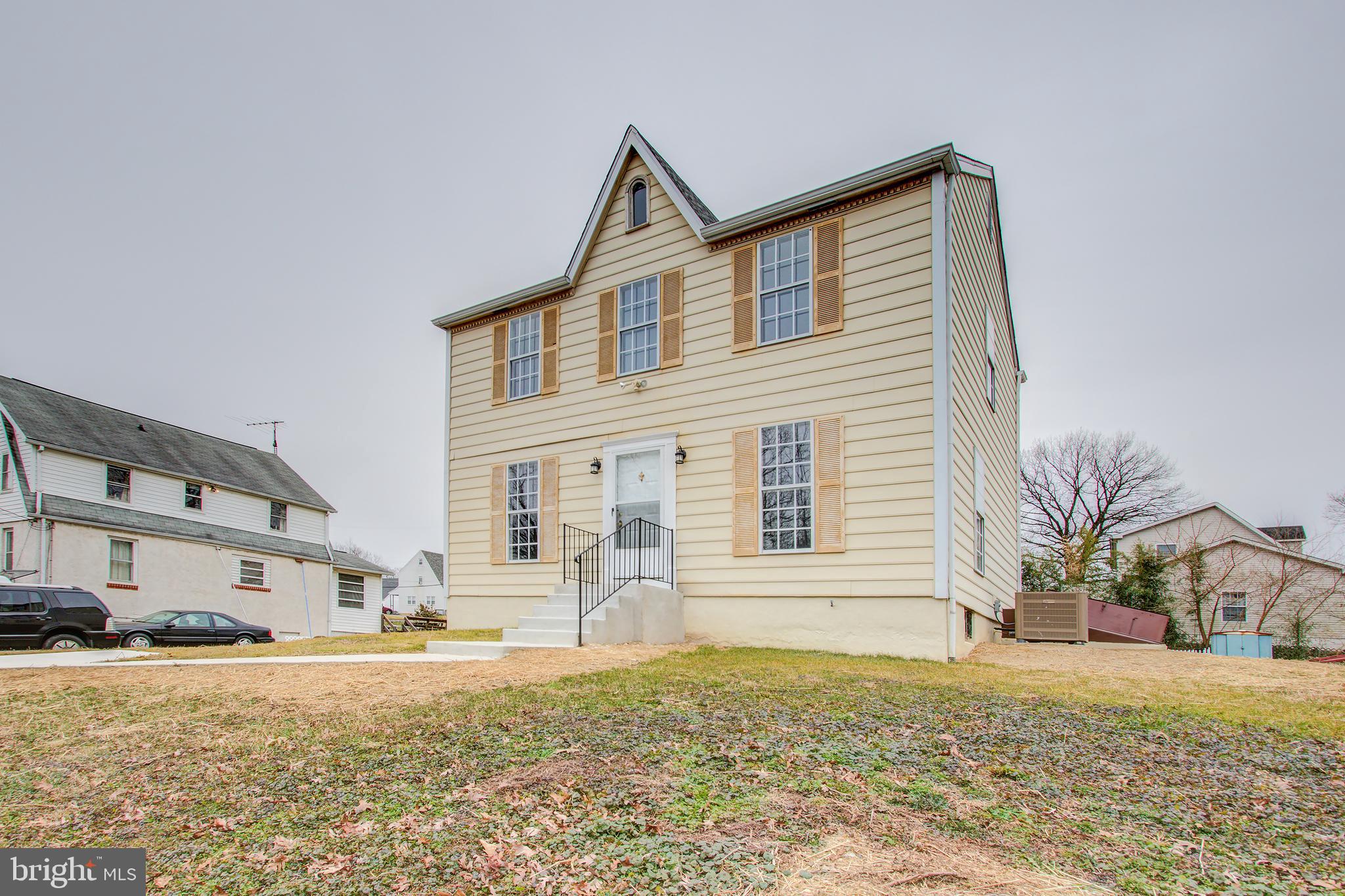 7503 Plainview Road Baltimore, MD 21237 - Photo 3 of 39 "New Windows & Newer 35 year Roof"