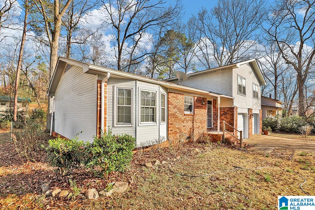1031 Emory Place Anniston, AL 36207 - Photo 2 of 29