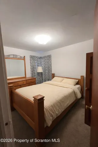 $260,000 | 218 Lake Scranton Road, Scranton, PA 18505