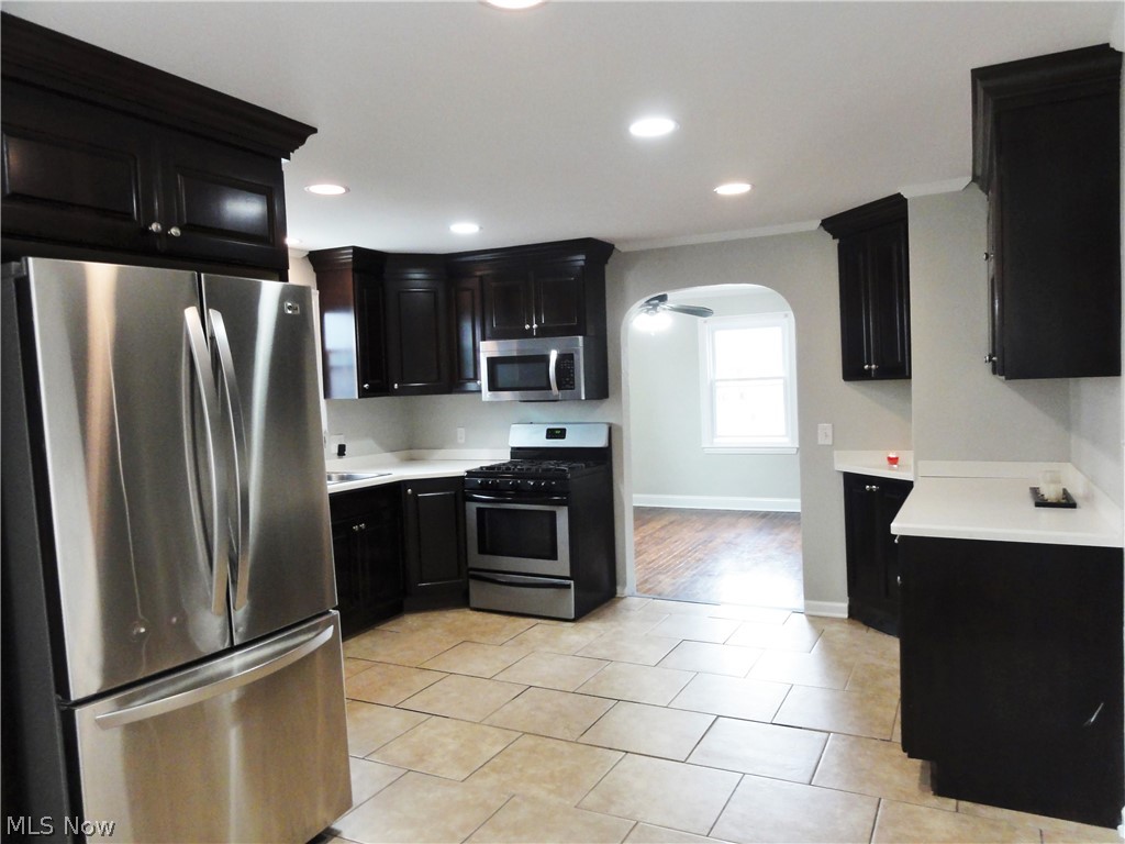 1730 Rockefeller Road Wickliffe, OH 44092 - Photo 4 of 18 Gallery Image 4