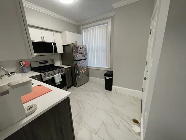 $5,000 | 98 A Longwood Avenue, Unit 3, Brookline, MA 02446